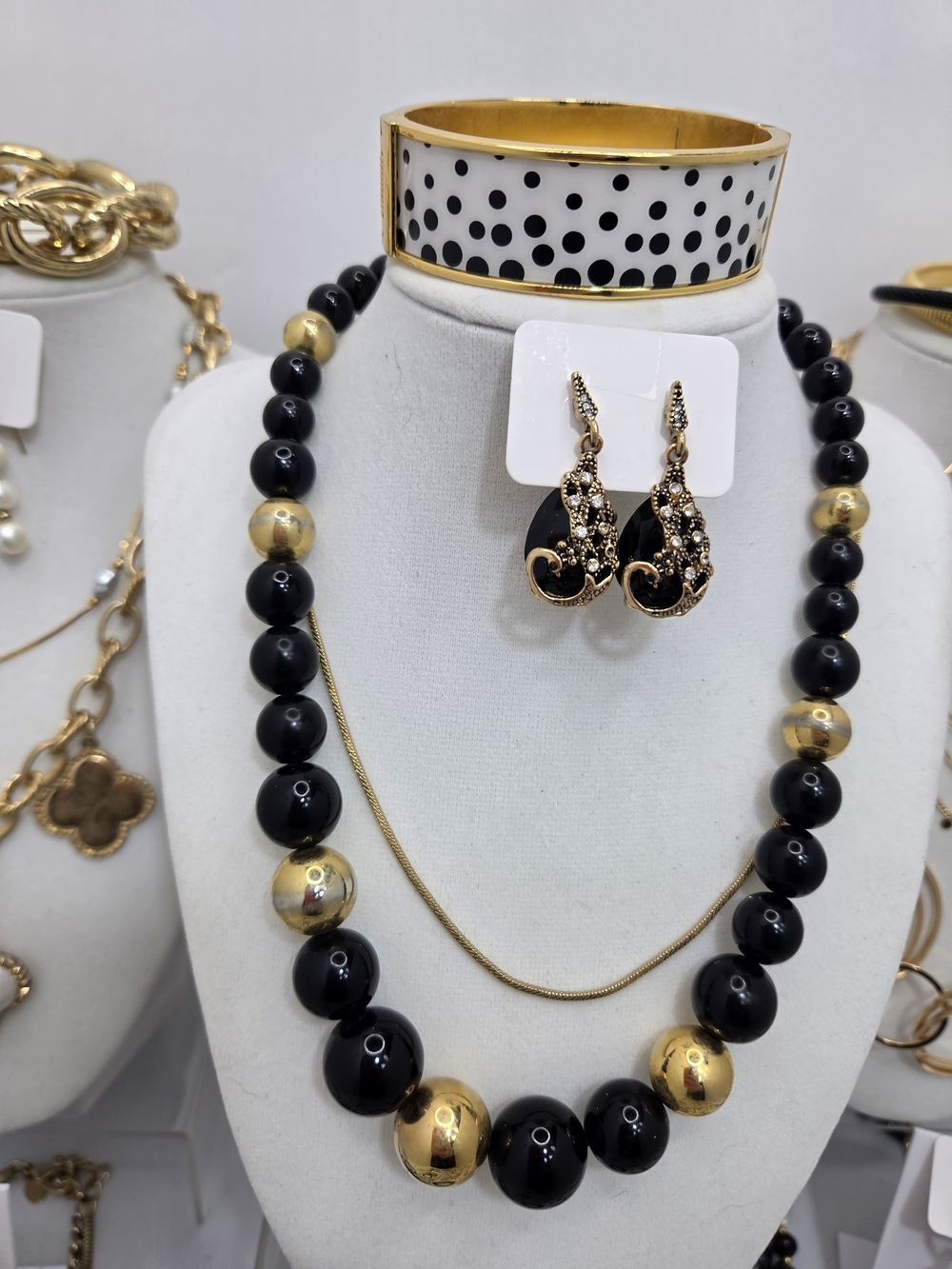 HUGE ​52pc Vintage & Modern Jewelry Lot CHICO'S TALBOTS ANNE KLEIN Necklaces Ear - Picture 6 of 15